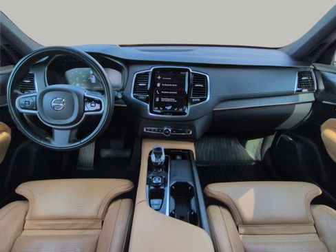 Used 2022 Volvo XC90 T8 Inscription w/ Advanced Package AWD/4WD image 4