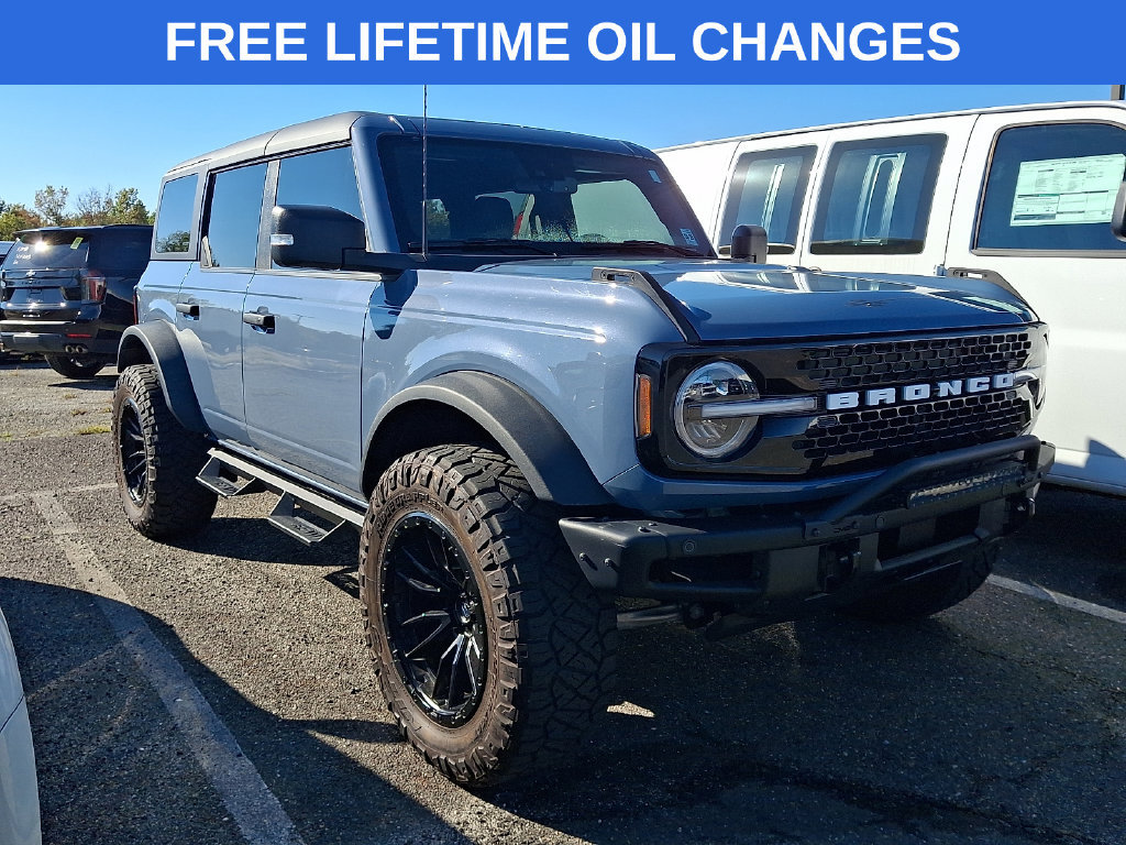 Used 2023 Ford Bronco Wildtrak AWD/4WD image 1