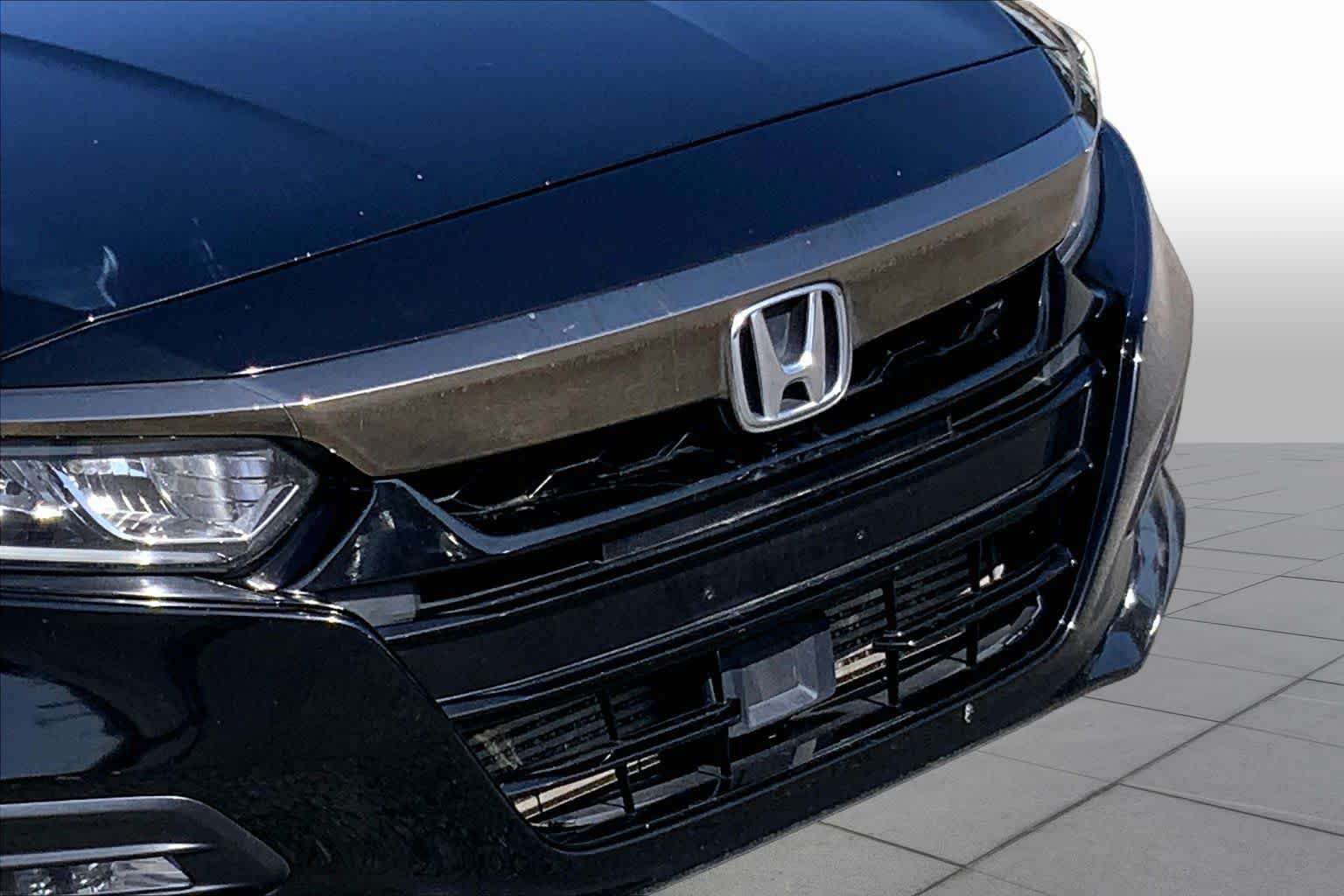 Used 2018 Honda Accord Sport image 26