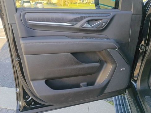 Used 2024 GMC Yukon Denali w/ Advanced Technology Package AWD/4WD image 24