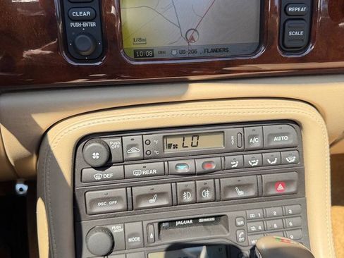 Used 2004 Jaguar XK8 Convertible RWD image 25