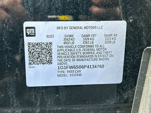 Used 2023 Chevrolet Bolt LT FWD image 32
