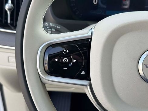 New 2026 Volvo XC90 B6 Ultra w/ Protection Package AWD/4WD image 27