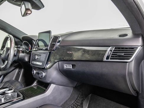 Used 2017 Mercedes-Benz GLE 350 image 18