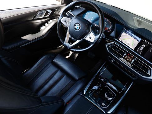 Used 2019 BMW X7 xDrive40i w/ Cold Weather Package AWD/4WD image 22