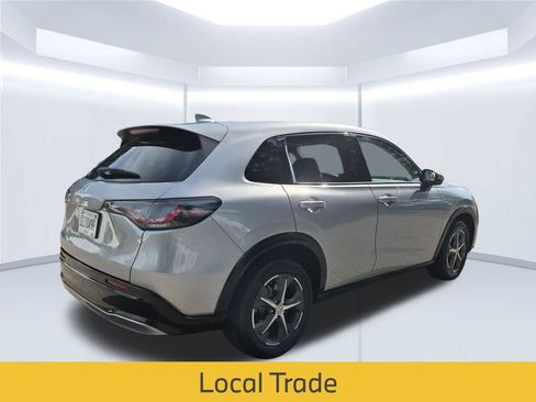 Used 2024 Honda HR-V EX-L image 6