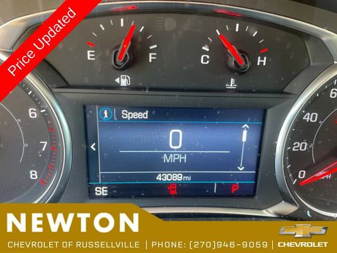Used 2023 GMC Acadia SLE FWD image 9