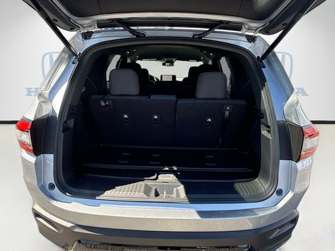 New 2026 Honda Pilot Sport image 22