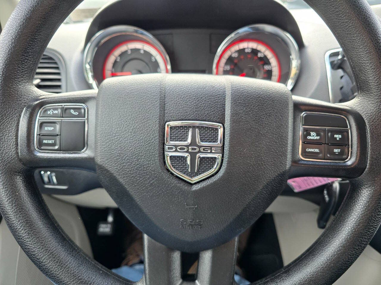 Used 2018 Dodge Grand Caravan SE w/ UConnect Hands-Free Group FWD image 15