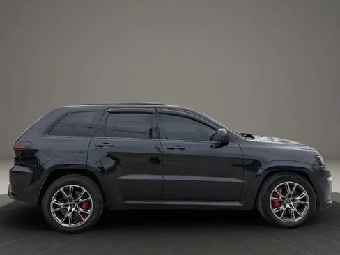 Used 2015 Jeep Grand Cherokee SRT w/ Trailer Tow Group IV AWD/4WD image 9