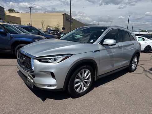 Used 2019 INFINITI QX50 Essential w/ Proactive Package AWD/4WD image 2