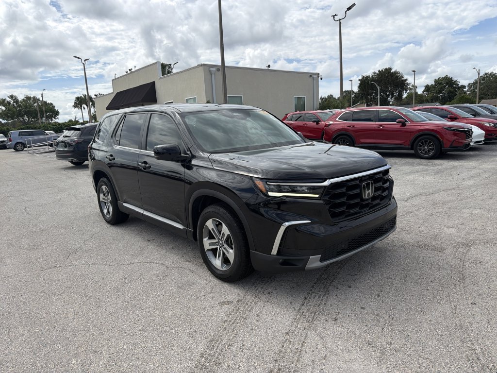 Used 2024 Honda Pilot EX-L image 2