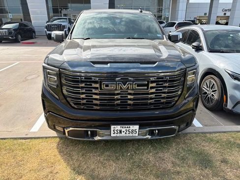 Used 2022 GMC Sierra 1500 Denali Ultimate AWD/4WD image 3