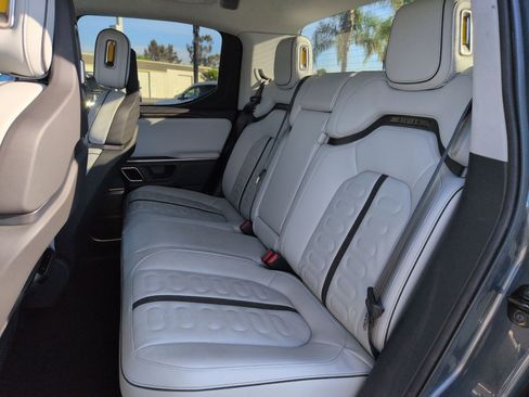 Used 2023 Rivian R1T Adventure image 30