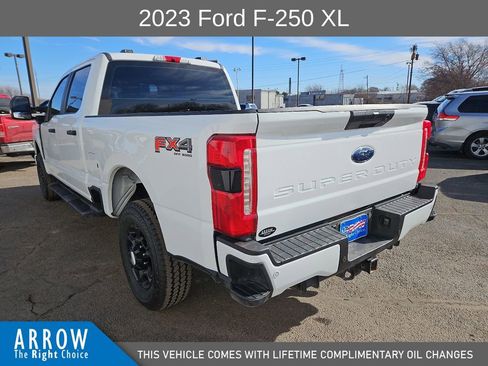 Used 2023 Ford F250 XL w/ STX Appearance Package image 9