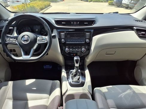 Used 2022 Nissan Rogue Sport SL w/ Premium Package AWD/4WD image 19
