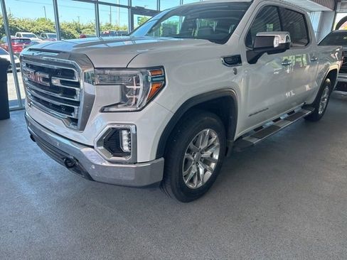 Used 2019 GMC Sierra 1500 SLT w/ SLT Premium Plus Package AWD/4WD image 4