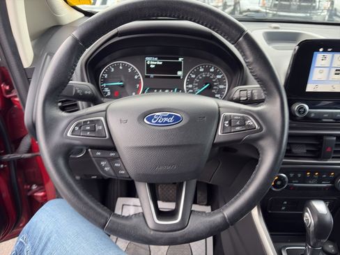 Used 2019 Ford EcoSport SE image 12