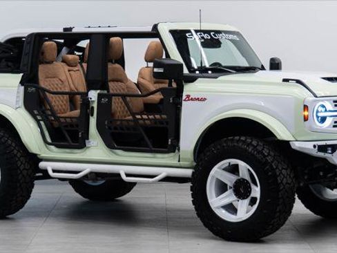 Used 2025 Ford Bronco Badlands AWD/4WD image 17