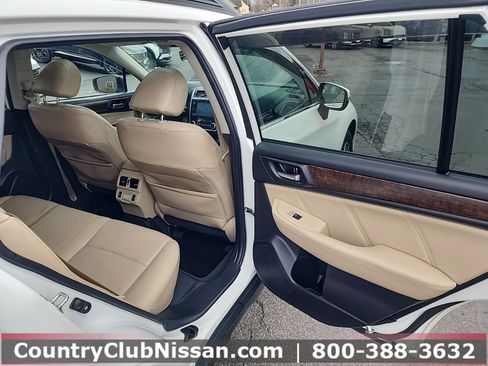 Used 2018 Subaru Outback 2.5i Limited image 35