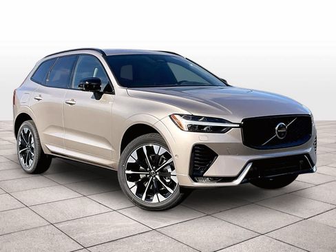 New 2027 Volvo XC60 B5 Plus AWD/4WD image 2