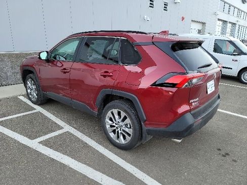 Used 2024 Toyota RAV4 XLE Premium w/ Weather Package AWD/4WD image 5