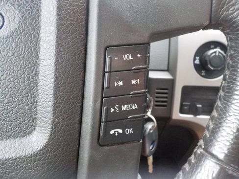 Used 2013 Ford F150 XLT w/ Luxury Equipment Group AWD/4WD image 16