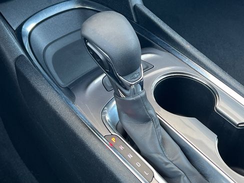 Used 2024 Chevrolet Malibu LT FWD image 12
