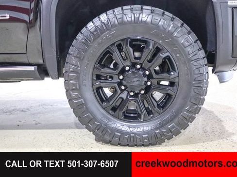 Used 2024 GMC Sierra 2500 Denali Ultimate AWD/4WD image 20