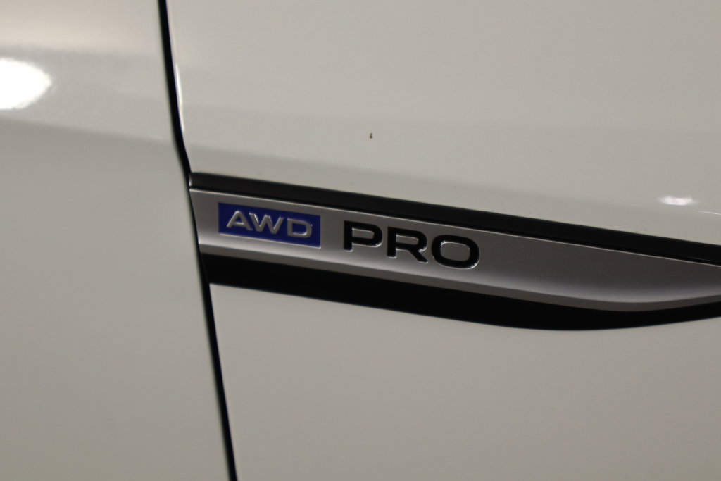 Used 2022 Volkswagen ID.4 Pro AWD/4WD image 49