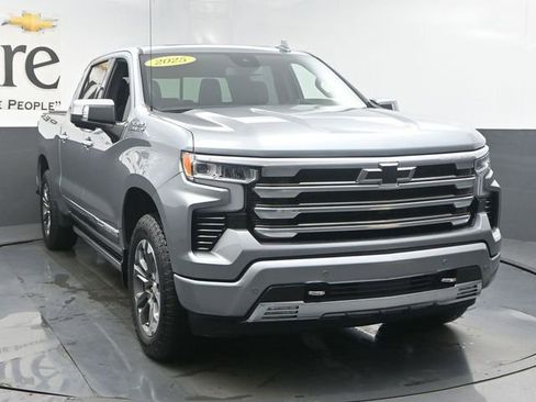 Used 2025 Chevrolet Silverado 1500 High Country w/ Z71 Off-Road Package AWD/4WD image 50