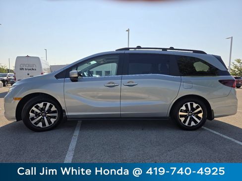 Certified 2026 Honda Odyssey EX-L image 14