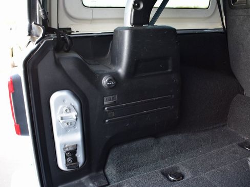 Used 2022 Jeep Wrangler Unlimited Sahara image 27