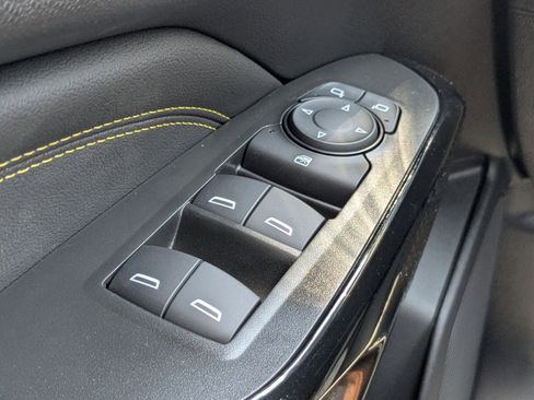 New 2025 Chevrolet Trax LT w/ Driver Confidence Package image 17