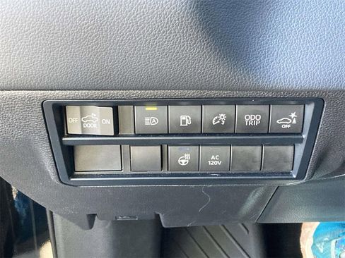 Used 2024 Toyota Tundra Limited image 19