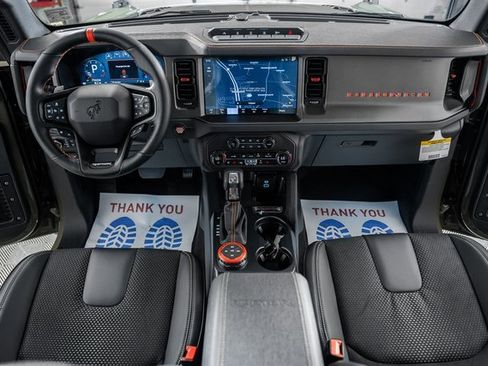 New 2025 Ford Bronco Outer Banks w/ Sasquatch Package image 26