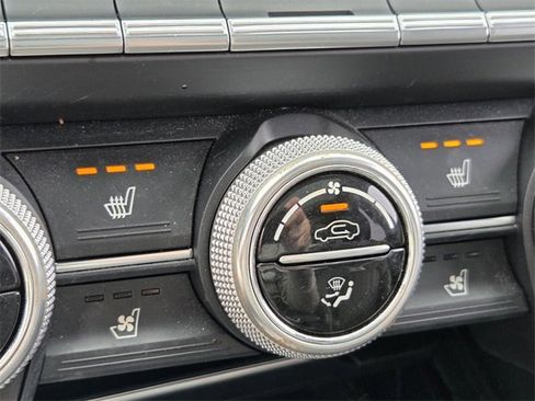 Used 2019 Genesis G70 3.3T Advanced w/ Prestige Package image 24