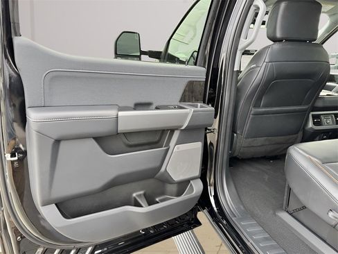 New 2026 Ford F250 Lariat w/ Lariat Ultimate Package image 33