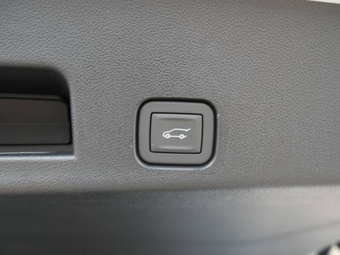 New 2026 Chevrolet Traverse LT image 30