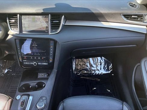 Certified 2023 INFINITI QX50 Sensory AWD/4WD image 26