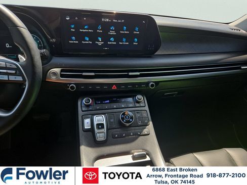 Used 2025 Hyundai Palisade Limited AWD/4WD image 23