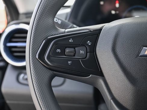 New 2026 Chevrolet Trax LT w/ LPO, Blackout Package FWD image 19