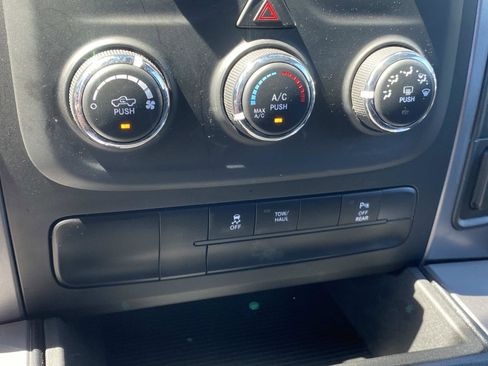 Used 2024 RAM 1500 Classic Warlock RWD image 29