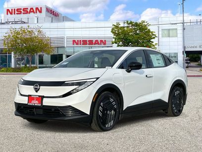 New 2026 Nissan Leaf w/ Illuminated Package