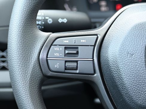 New 2025 Honda Accord SE image 25