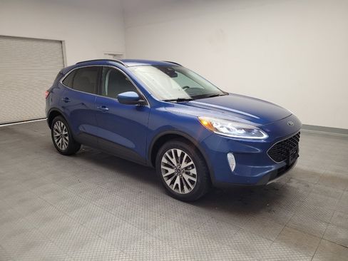 Used 2022 Ford Escape Titanium AWD/4WD image 11