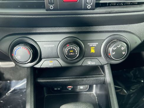 Certified 2024 Kia Forte LXS w/ LXS Technology Package FWD image 22