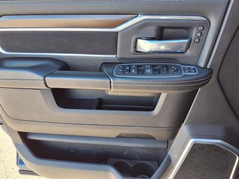 Used 2024 RAM 2500 Laramie image 22