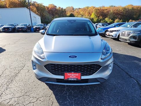 Used 2022 Ford Escape SEL image 3