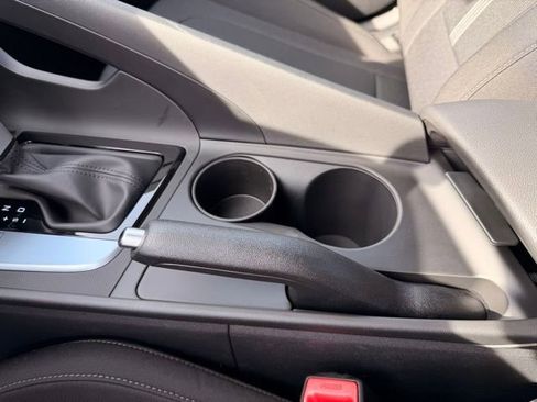 New 2026 Hyundai Elantra SE image 19